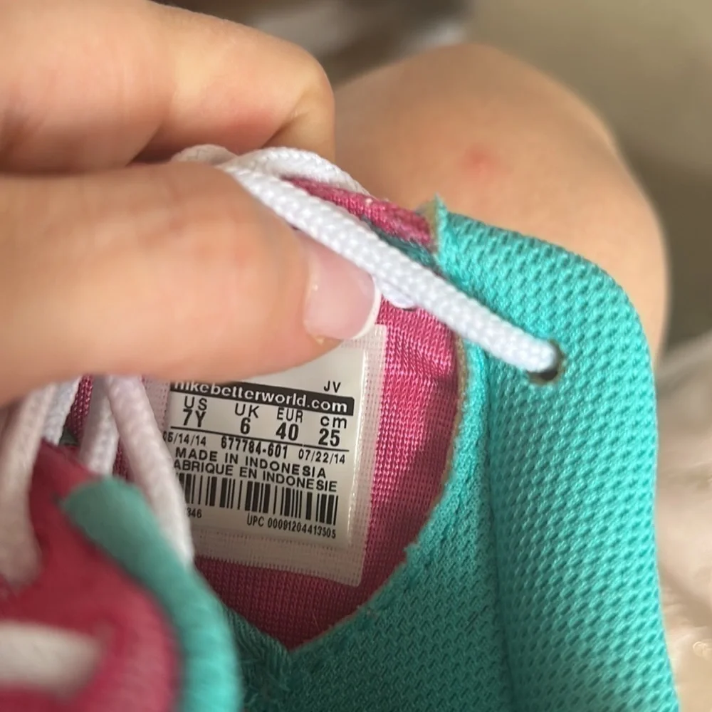 NIKE ROSHE RUN SNEAKERS DIGITAL PRINT PNK/WHT/HYPER-JADE - Picture 2 of 4